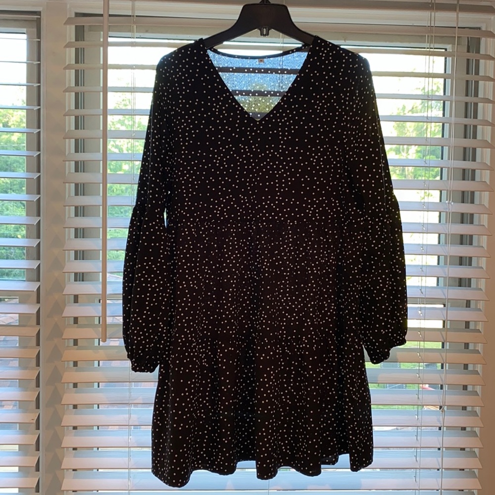 Babydoll Polka Dot V-Neck Dress!
